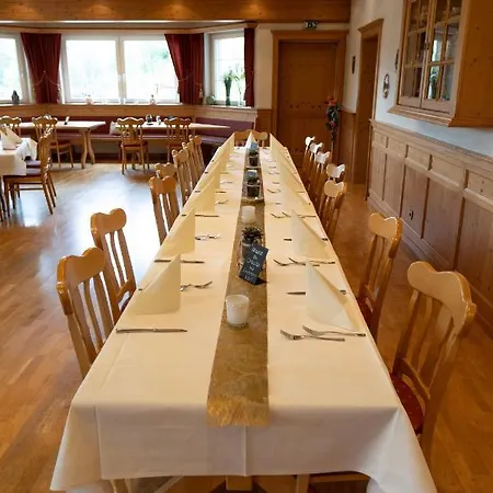Locanda Landgasthof Hirschen Untermettingen 3*