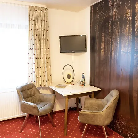 אורחן Landgasthof Hirschen Untermettingen 3*