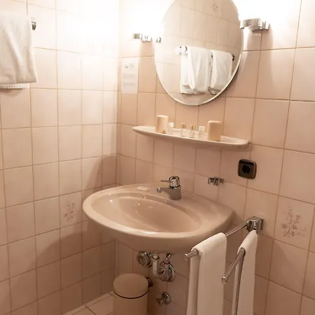 Locanda Landgasthof Hirschen Untermettingen