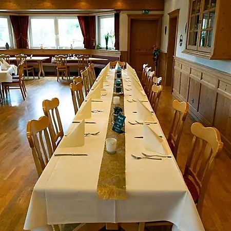 Landgasthof Hirschen Inn